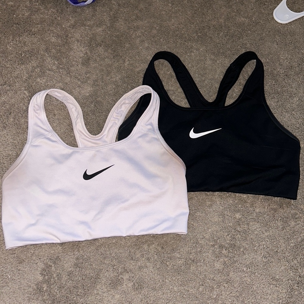 nike pro sports bras!